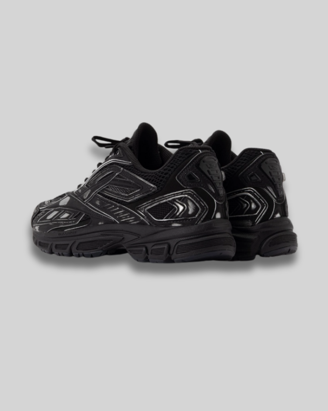 Reebok LTD Unisex Premier Road Ultra Black Buff Metallic